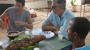 Na Bahia, o chef come nos quiosques das praias mas também em restaurantes de alta gastronomia