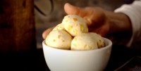 Dia do Pão de Queijo: a história, a receita e opções de onde comer em SP