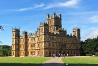 Os cenários de Downton Abbey: do interior da Inglaterra à costa francesa