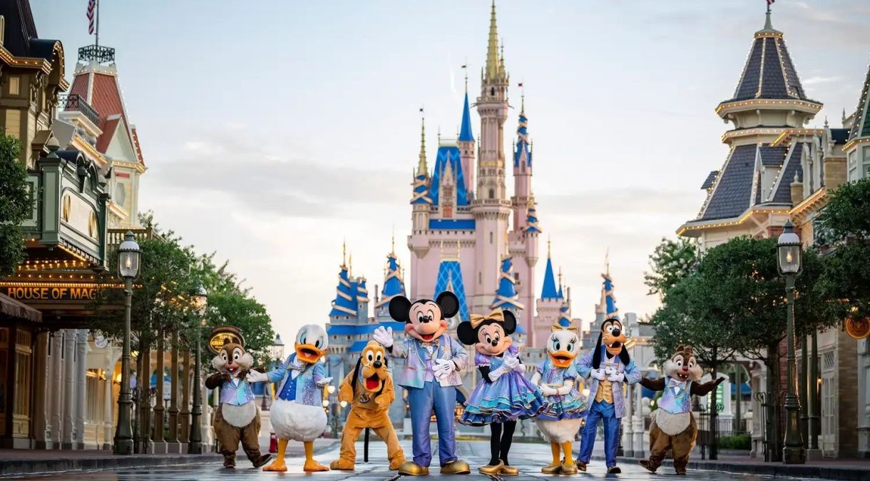 Toda a turma do Mickey ganhará novos looks para os 100 anos da The Walt Disney Company