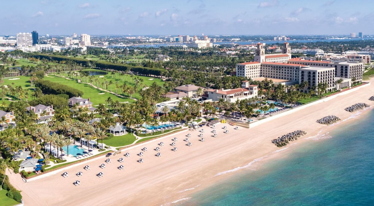 Visão aérea do The Breakers, o mais famoso e icônico hotel de Palm Beach