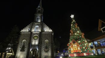 Um dos maiores eventos do gênero natalino do mundo tem diferentes atrações pela cidade, que fica toda iluminada até o fim de janeiro