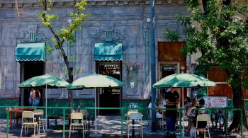 Bairro de clima despojado reúne interessantes bares e restaurantes; Fred Sabbag indica cinco endereços para conhecer - e se esbaldar - nesta área da capital argentina