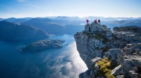 Penhasco à beira-mar mais alto da Europa ganha rota para fãs de turismo de aventura