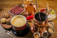 Chalezinho, restaurante especializado em fondue, abre as portas em Gramado