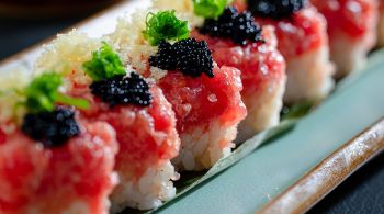 Em um dos mais imponentes endereços da capital, Noma Sushi abre com proposta descontraída e com extenso menu entre clássicos e autorais da gastronomia japonesa 