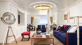 Primeiro lançamento em mais de uma década da Oceania Cruises, embarcação de luxo tem três acomodações de 222 m² com móveis e decoração da linha de casa do designer norte-americano