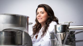 É do Brasil! Ativista, sommelier e chef, Torres foi eleita a Latin America’s Best Female Chef por sua significativa contribuição culinária em escala global