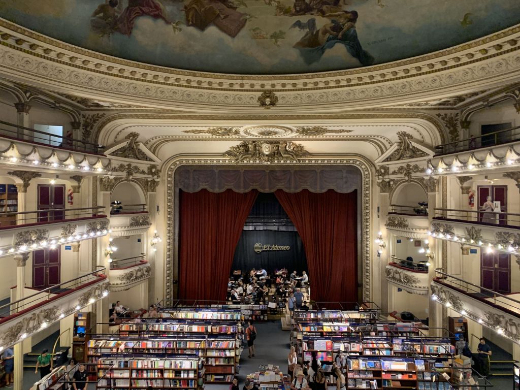 Interior da livraria El Ateneo Grand Splendid, em Buenos Aires