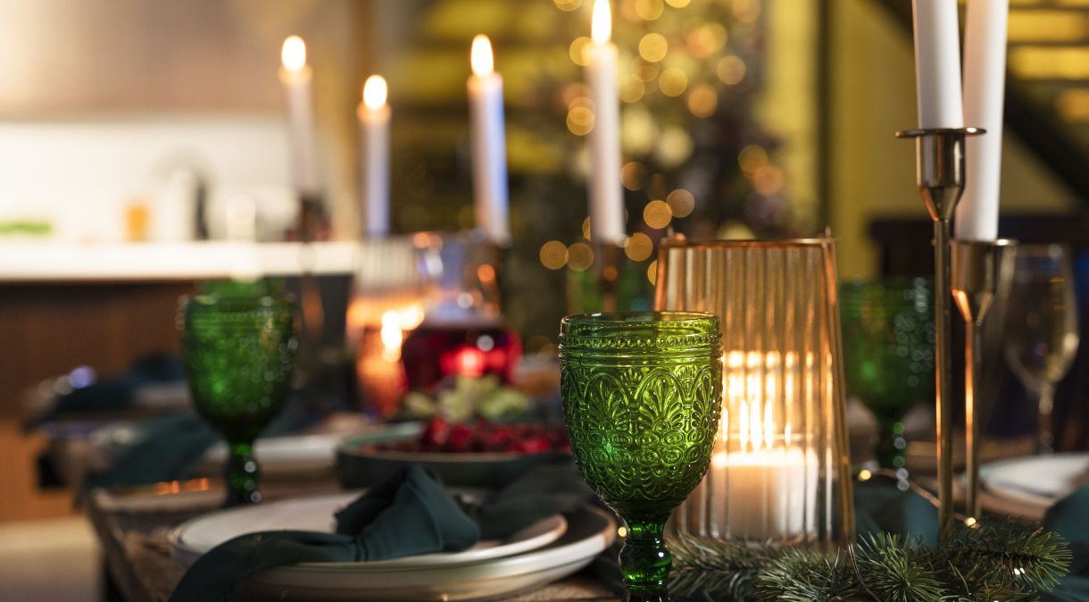 Cada região celebra o Natal ao seu modo, mas a união da família e os pratos para compartilhar, são tradições universais