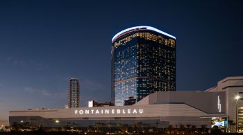 Após 23 anos, Fontainebleau Las Vegas é inaugurado em plena Strip com direito até a experiência “seis estrelas”