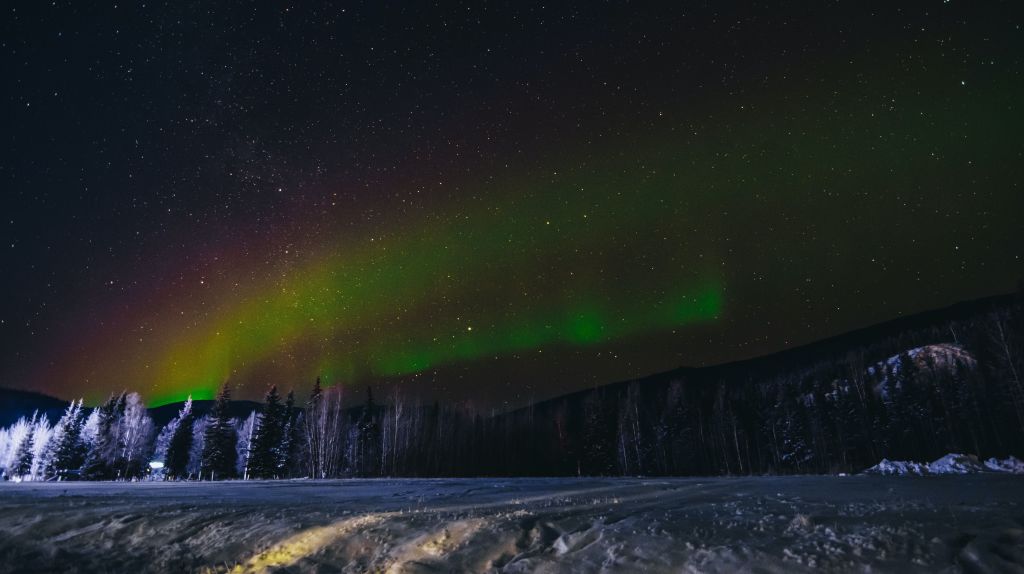 No estado do Alasca, ao sul do Círculo Polar Ártico está a cidade de Fairbanks, onde acontece o fenômeno da noite polar