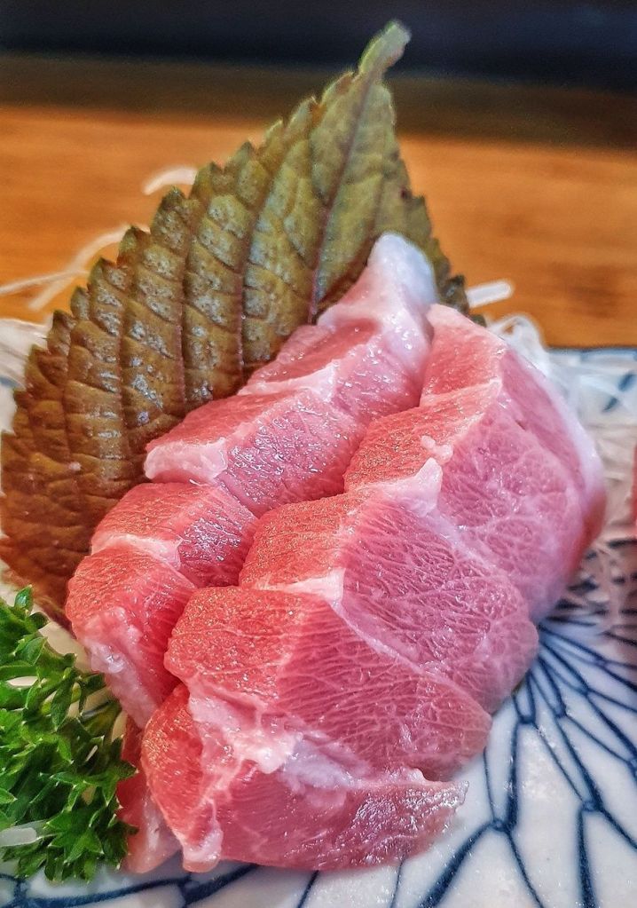 O perfeito marmoreio da barriga de atum bluefin 