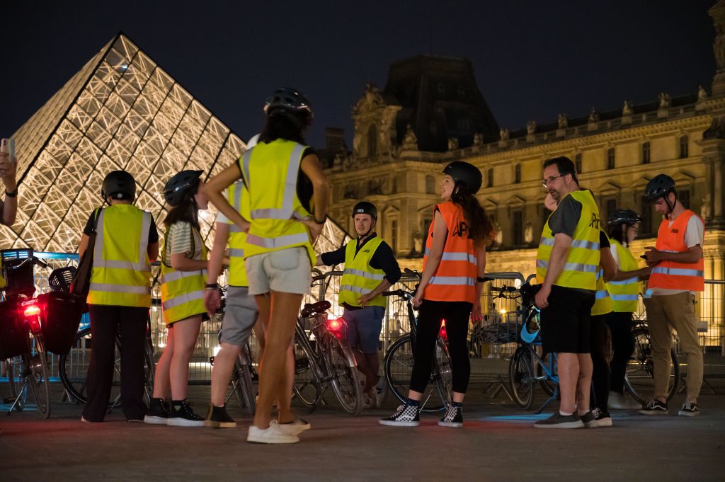 Passeio Meia Noite em Paris Louvre