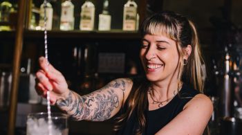 Já se perguntou onde os bartenders mais badalados do mundo bebem e comem quando estão fora do trabalho? Laura Paravato, à frente do grupo Pabu & Cia, compartilha seus endereços prediletos na Cidade Maravilhosa

