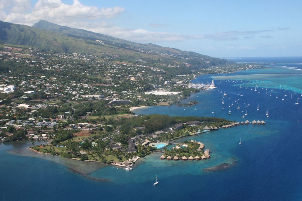 Vista aérea de Papeete, capital do Taiti