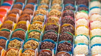 Onde comer brigadeiro no meio da tarde? Para ajudar a resolver esse problema, confira endereços que oferecem o docinho à pronta-entrega na capital paulista