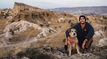 Tom Turcich foi a 10ª pessoa a dar a volta ao mundo a pé, enquanto Savannah se tornou o primeiro cachorro a realizar o feito