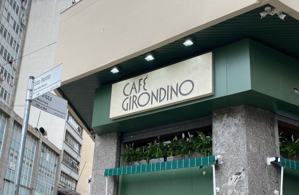 Fachada do Café Girondino, no centro de São Paulo