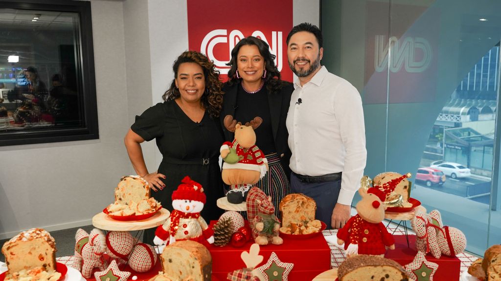 Daniela Filomeno, Iuri Pitta e Julliana Lopes na degustação de panetones 2024 do CNN Viagem & Gastronomia