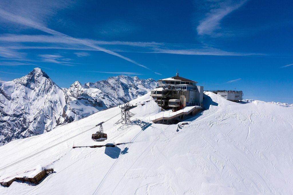 Estação Schilthorn, no topo da montanha Schilthorn, na Suíça