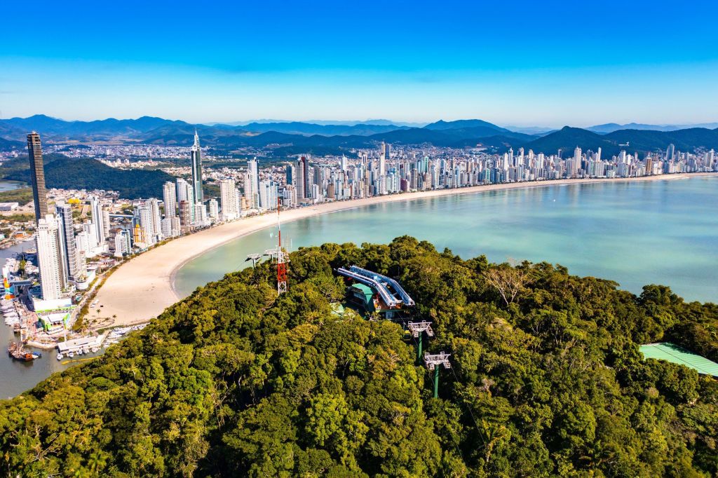 Pico do Morro da Aguada, em Balneário Camboriú (SC)