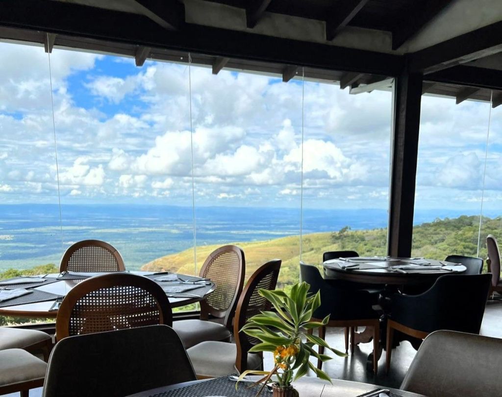 Restaurante da Pousada Atmã, na Chapada dos Guimarães