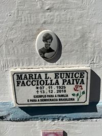 Passeio que visita túmulo de Eunice Paiva tem nova edição em SP