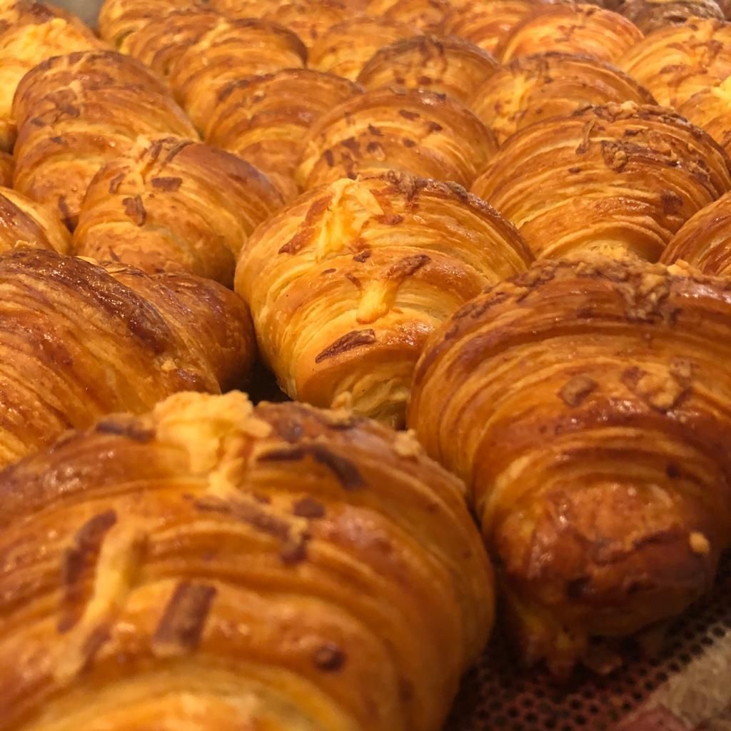 CROISSANT DE QUEIJO 