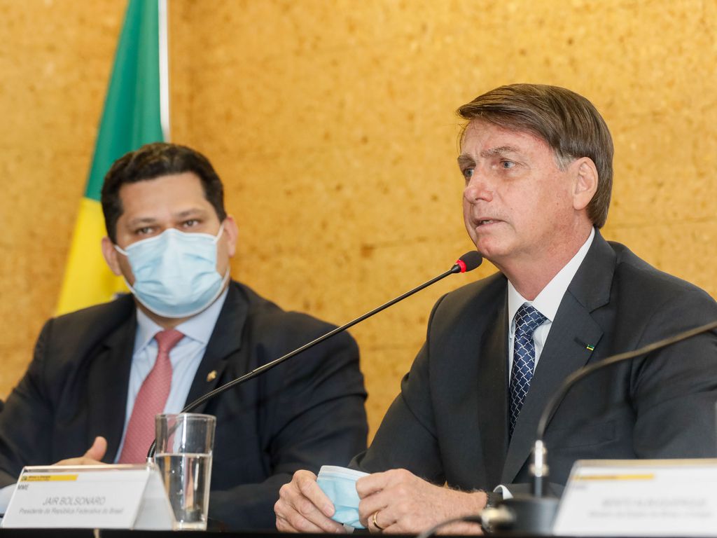Os presidentes do Senado, Davi Alcolumbre e da República, Jair Bolsonaro