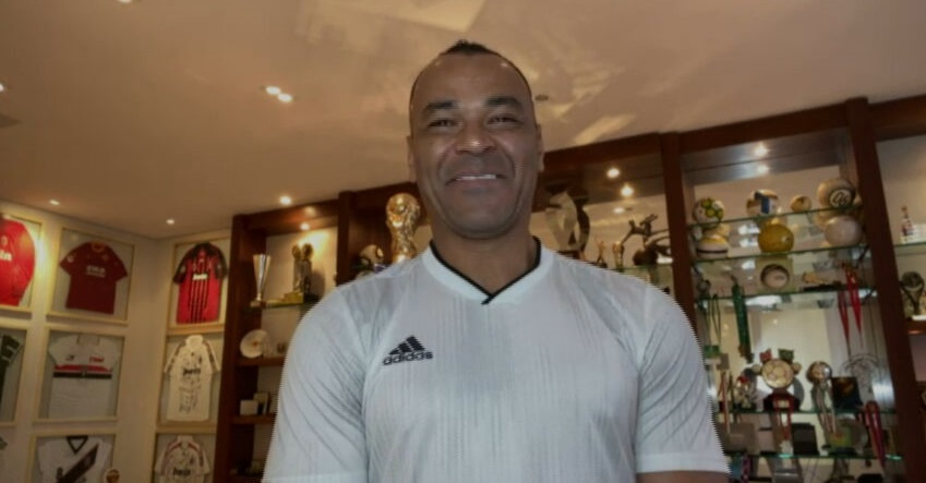 O ex-jogador de futebol Cafu fala sobre campanha de doações para ajudar no comba