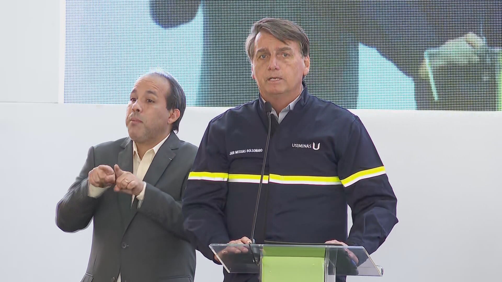 Bolsonaro discursa durante evendo da Usiminas