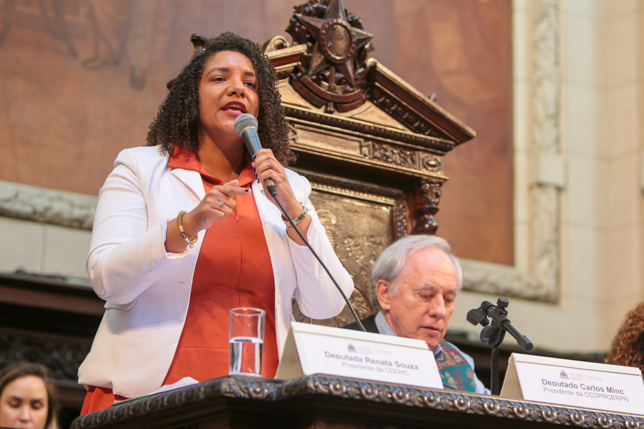 PSOL oficializa candidatura da deputada estadual Renata Souza à prefeitura do RJ