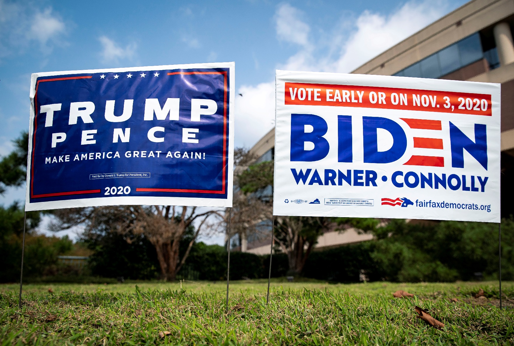 Cartazes Campanhas de Joe Biden e Donald Trump