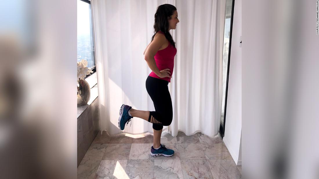 Exercícios para fortalecer os joelhos de Stephanie Mansour