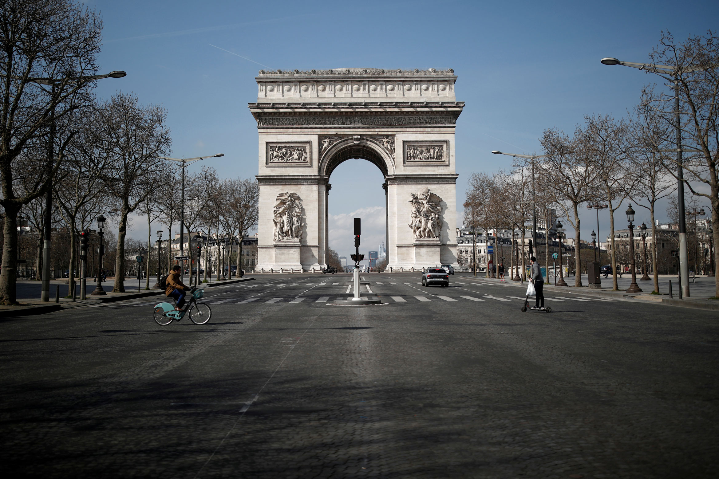 Arco do Triunfo, em Paris, na França