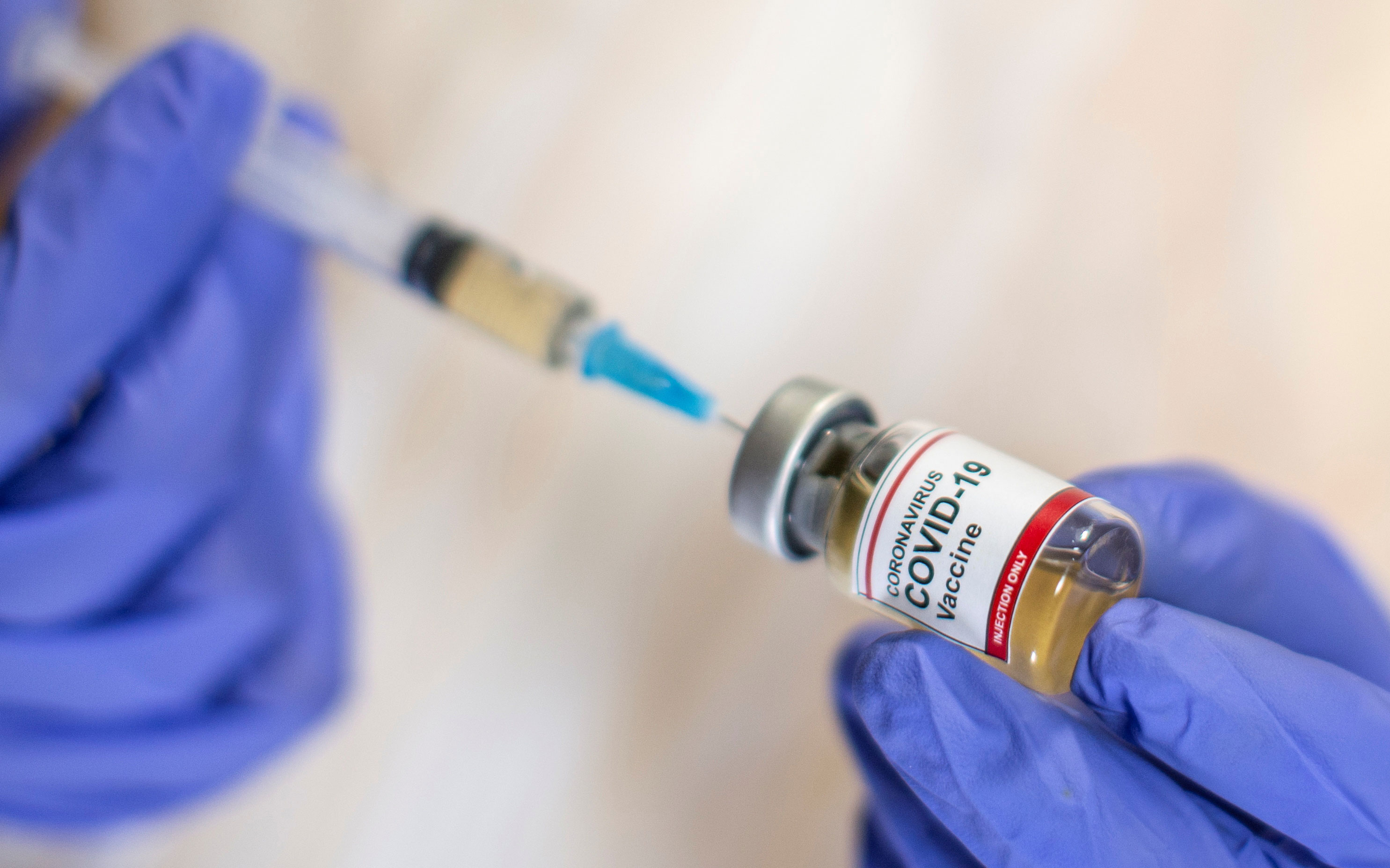 Frasco de potencial vacina contra Covid-19