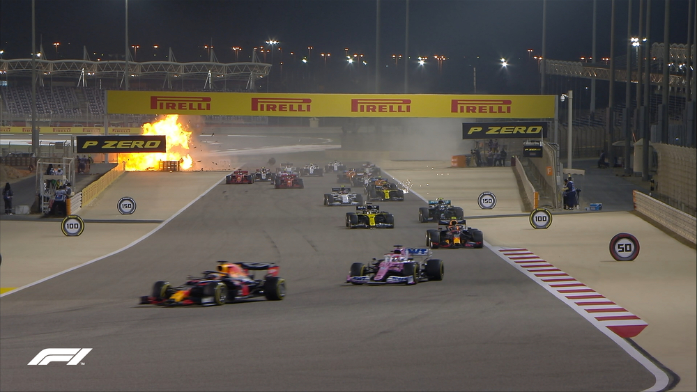 Carro de Romain Grosjean explode após bater em barreira de proteção no Bahrein