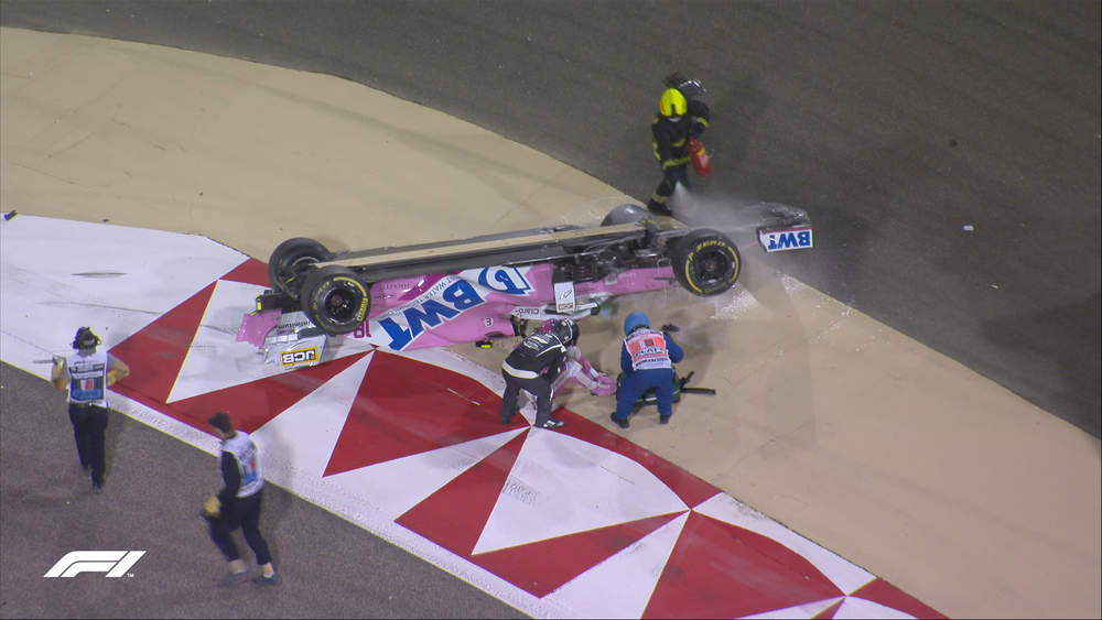 F1: Lance Stroll foi tocado por Daniil Kvyat e acabou de cabeça para baixo