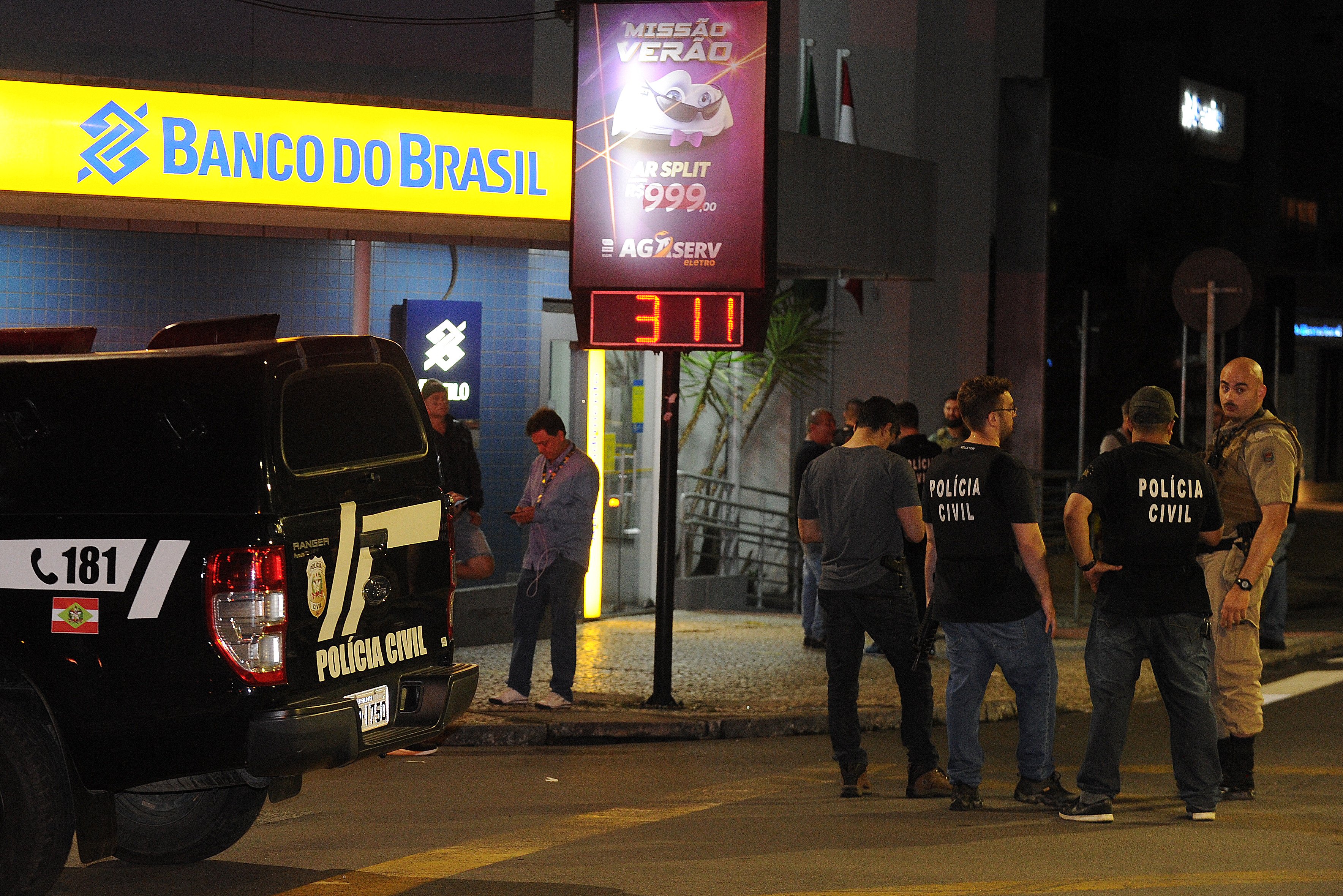 Criciúma registrou intensos disparos, com criminosos atacando bancos