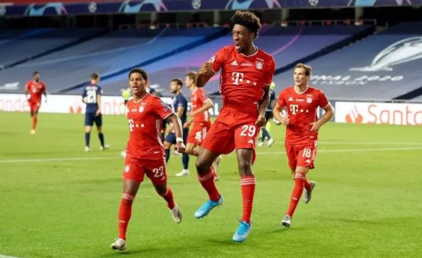 Coman comemora gol do título europeu do Bayern de Munique contra o PSG de Neymar