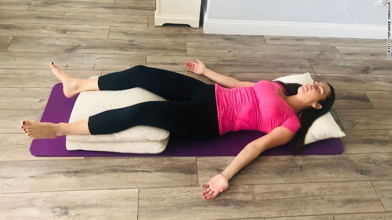 Pose de ioga Savasana