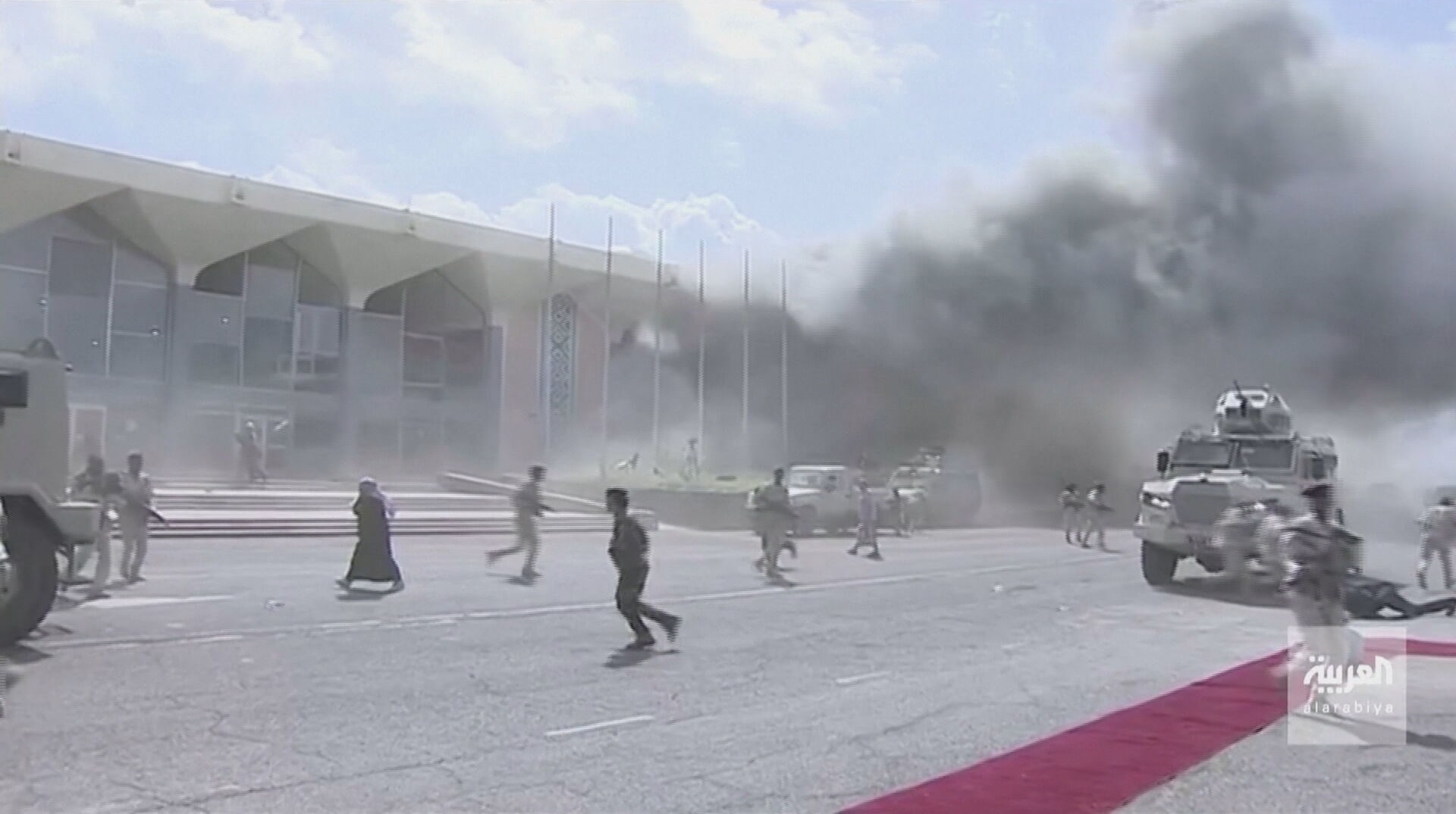 Explosão em aeroporto no Iêmen deixa ao menos cinco mortos