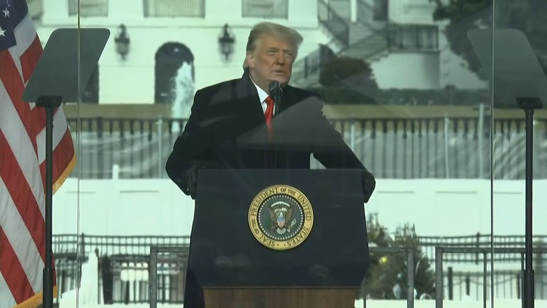 Donald Trump discursou para apoiadores nesta quarta-feira (6)