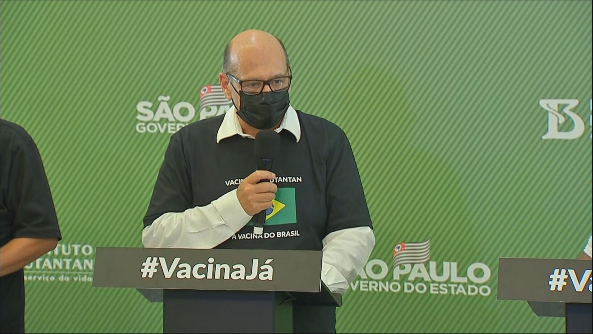 Diretor do Instituto Butantan Dimas Covas em coletiva de imprensa