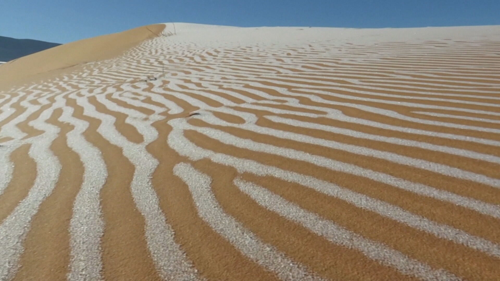 Neve no Saara: janeiro é tradicionalmente o mês mais frio no deserto africano