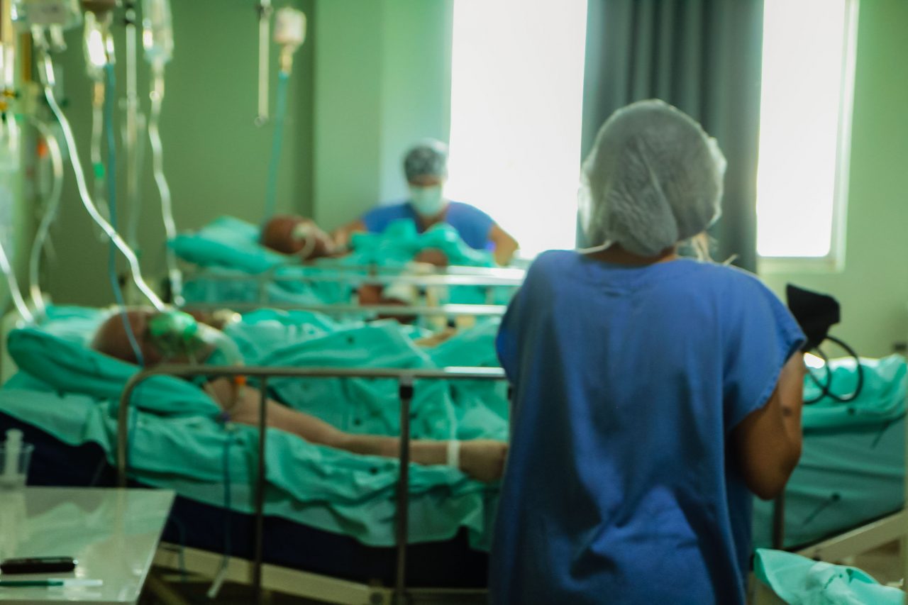 Pacientes de Covid-19 em hospital de Rondônia