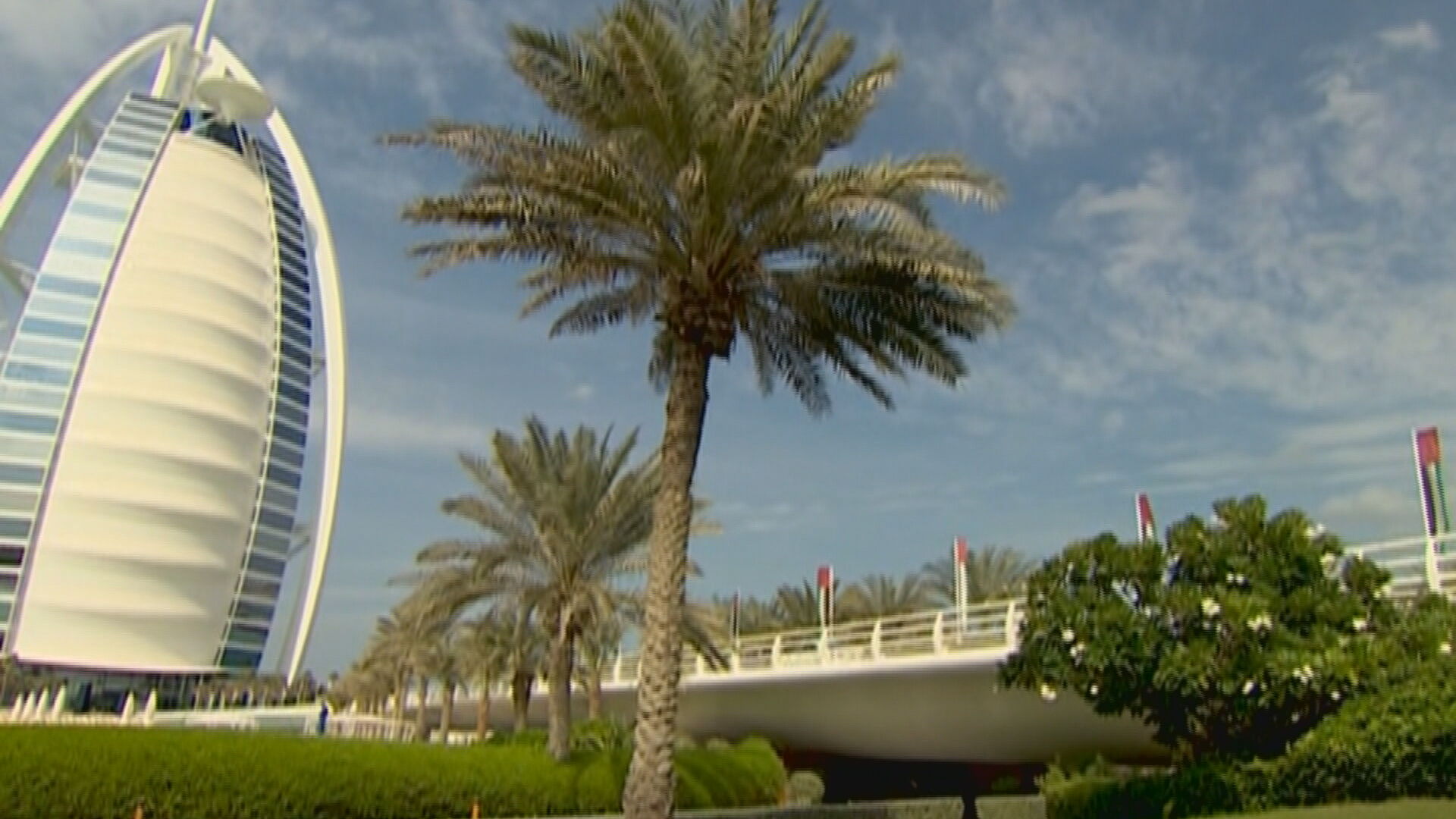 Casos de Covid-19 aumentam no Emirados Árabes com turismo