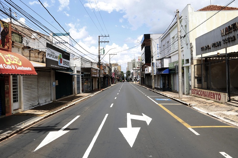 Lockdown na cidade de Araraquara devido ao colapso do sistema de saúde