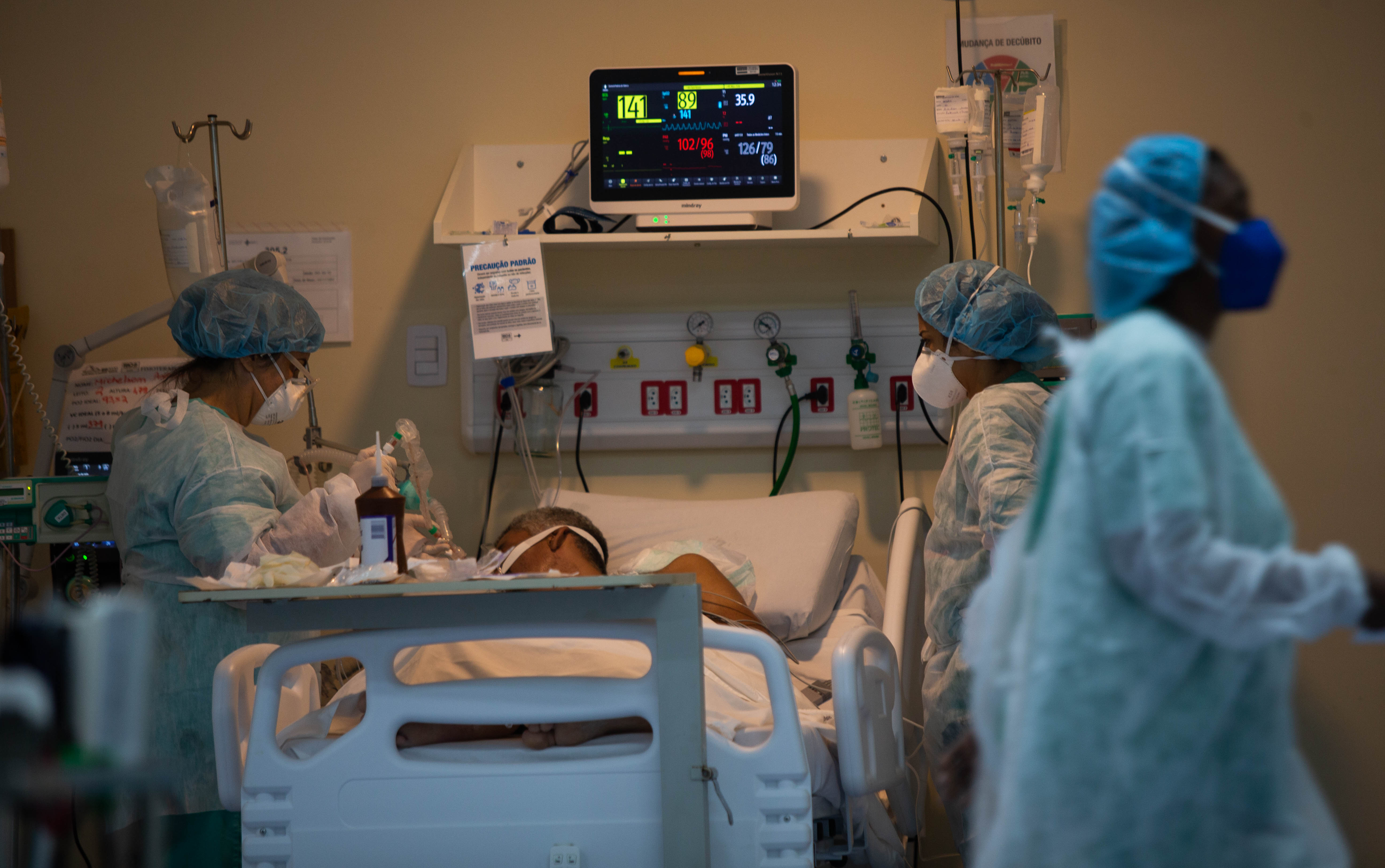 Leitos de UTI no Hospital Ronaldo Gazzola, na zona norte do Rio de Janeiro